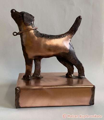 Hunde-Skulptur